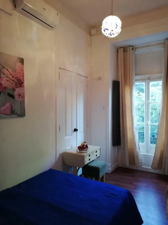 A Ponte Avenida Hotel Lisbon Guest house