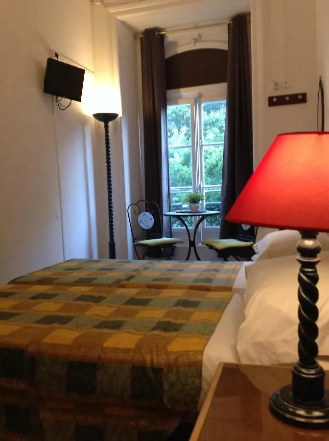 A Ponte Avenida Hotel Lisbon Guest house